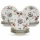 A SET OF SIXTEEN CHELSEA PORCELAIN DESSERT PLATES - Foto 1