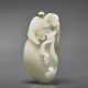 A FINELY CARVED WHITE JADE SNUFF BOTTLE - photo 1