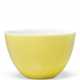 A YELLOW-ENAMELED WINE CUP - Foto 1
