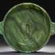 A WELL-CARVED SPINACH-GREEN JADE MARRIAGE BOWL - Foto 1