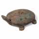 A STEATITE TORTOISE-FORM INKSTONE AND COVER - Foto 1