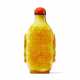 A PALE AMBER-OVERLAY YELLOW GLASS SNUFF BOTTLE - фото 1