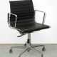 Charles & Ray Eames, Aluminium Chair "EA 117" - фото 1