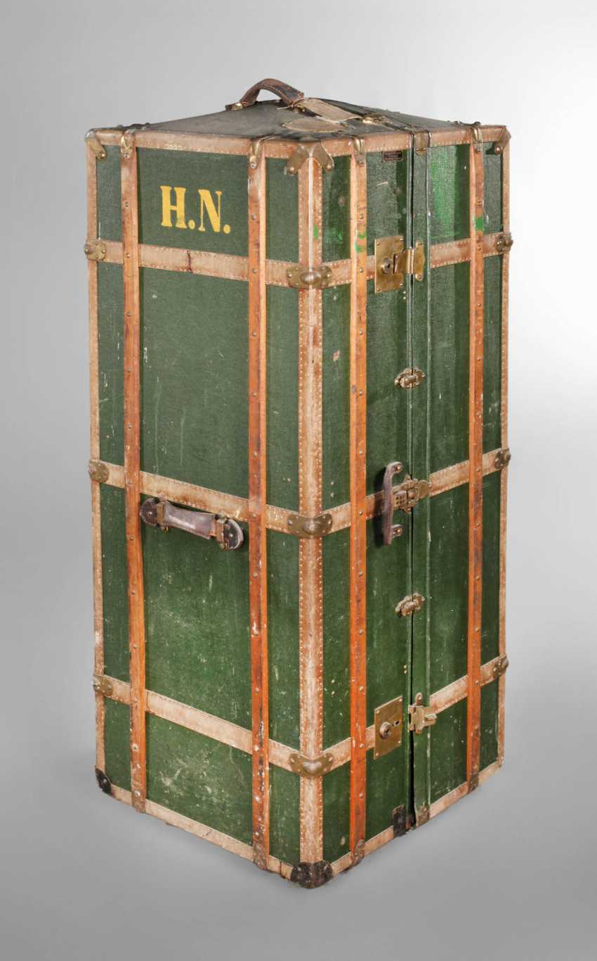 Large Steamer Trunk Auction Catalog 90 Auction Day Ii From