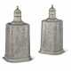 A PAIR OF CHARLES II SILVER OCTAGONAL SCENT FLASKS - Foto 1