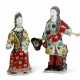 TWO CHINESE EXPORT PORCELAIN FAMILLE VERTE EUROPEAN COURT FIGURES - photo 1
