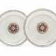 A PAIR OF GEORGE V ARTS AND CRAFTS STYLE SILVER AND ENAMEL DISHES - Foto 1
