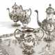 Magnificent Coffee and Tea Service with Tray - Foto 1
