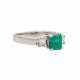 Ring mit Smaragd ca. 1,0 ct und 2 Diamanten im Princessschliff zus. ca. 0,30 ct - Foto 1