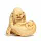 Netsuke: Hotei mit Knabe und Schatzsack - фото 1