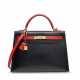 A BLACK CALF BOX LEATHER & ROUGE VIF OSTRICH SELLIER KELLY 32 WITH GOLD HARDWARE - Foto 1