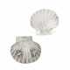 A PAIR OF GEORGE II SILVER SHELL DISHES - Foto 1