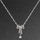 Feines Schleifen-Collier mit Diamanten - photo 1