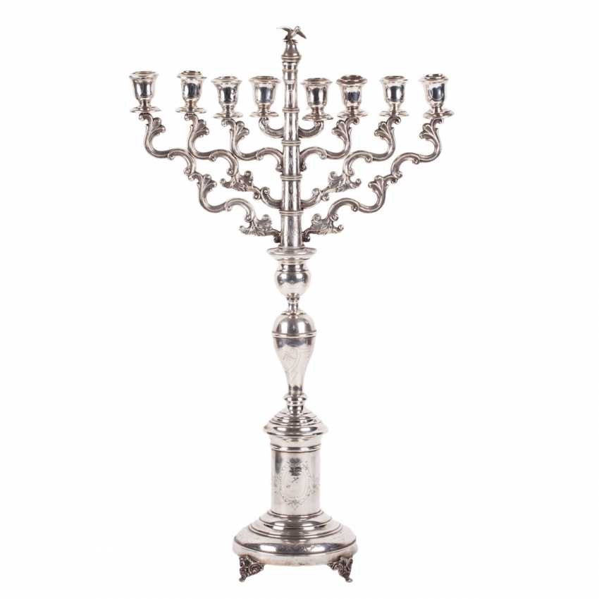 Silber Hanukkah Menorah Leuchter Online Bei Auktion Kaufen Auktionskatalog Bedeutende Werke Der Russischen Und Auslandischen Angewandte Kunst Vom 21 06 2018 Foto Preis Von Auktionslos 217 Bei Veryimportantlot Com