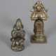 Zwei Hanuman-Figuren als Adoranten - фото 1