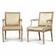 A PAIR OF GEORGE III WHITE-PAINTED AND PARCEL-GILT ARMCHAIRS - Foto 1