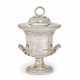 A GEORGE III SILVER CUP AND COVER - Foto 1