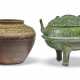 TWO GREEN-GLAZED POTTERY VESSELS - Foto 1