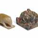 TWO SMALL CARVINGS OF ANIMALS - photo 1