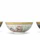 THREE CHINESE FAMILLE ROSE BOWLS - Foto 1