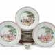 A SET OF EIGHTEEN FAMILLE ROSE 'CHERRY PICKERS' PLATES - Foto 1