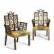 A PAIR OF GEORGE II BLACK-JAPANNED AND PARCEL-GILT ARMCHAIRS - Foto 1