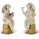 A PAIR OF FRENCH TERRACOTTA CHINOISERIE FIGURES ON ORMOLU BASES - Foto 1