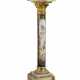 AN ORMOLU AND ONYX-MOUNTED COBALT BLUE-GROUND SEVRES STYLE PORCELAIN PEDESTAL - Foto 1