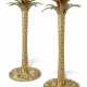 A PAIR OF SILVER-GILT PALM TREE-FORM CANDLESTICKS - Foto 1