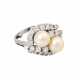 Ring mit 2 schönen Perlen umschlungen von 26 Brillanten - фото 1