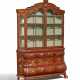 Display cabinet with chinoiseries - photo 1