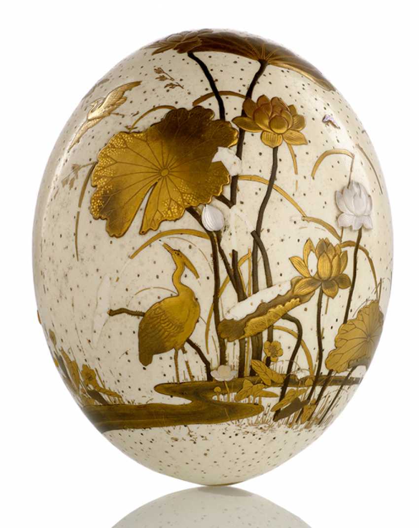 Ostrich Egg Decorated With Fine Gold Lacquer Painting Of