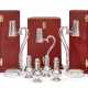 NO RESERVE | CARTIER GROUP OF BOTTLE HOLDERS AND SALT AND PEPPER SHAKERS - Foto 1