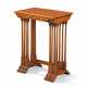 A NEST OF FOUR VICTORIAN KINGWOOD-CROSSBANDED SATINWOOD QUARTETTO TABLES - Foto 1