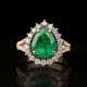 Vivid Green Smaragd-Ring mit Brillanten. - photo 1