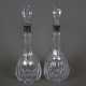 Zwei Glaskaraffen mit Silbermontierung und Flaschenanhängern - Foto 1