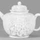 Frühe Böttgerporzellan-Teekanne mit aufgelegtem - Foto 1