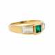 Ring mit Smaragd und Diamantbaguettes zus. ca. 0,5 ct, - Foto 1