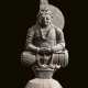 Feine Skulptur des Avalokiteshvara aus grauem Schiefer - photo 1