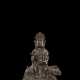 Bronze eines Bodhisattva auf einem Löwen - фото 1