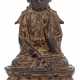 Bronze des Guanyin auf einem Lotus sitzend mit Resten von Fassung und Vergoldung - photo 1