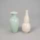 Zwei monochrome Vasen mit krakelierter Glasur - photo 1