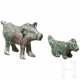 Zwei bronzene Tierfiguren (Schwein und Hündchen), römisch, 2. - 3. Jhdt. - Foto 1