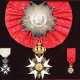 Frankreich: Orden der Ehrenlegion - Ordensvitrine mit 6 Dekorationen. - фото 1