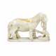 A GREENISH-WHITE AND RUSSET JADE GROUP OF A HORSE AND MONKEY - Foto 1