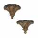 A PAIR OF LARGE ENGLISH GRAINED AND PARCEL-GILT WALL BRACKETS - Foto 1