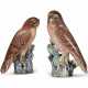 A PAIR OF CHINESE EXPORT PORCELAIN BROWN HAWKS - фото 1