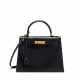 A BLACK CALFBOX LEATHER SELLIER KELLY 28 WITH GOLD HARDWARE - Foto 1