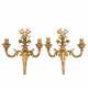 PAIR OF LOUIS XVI STYLE WALL APPLIQUES - фото 1