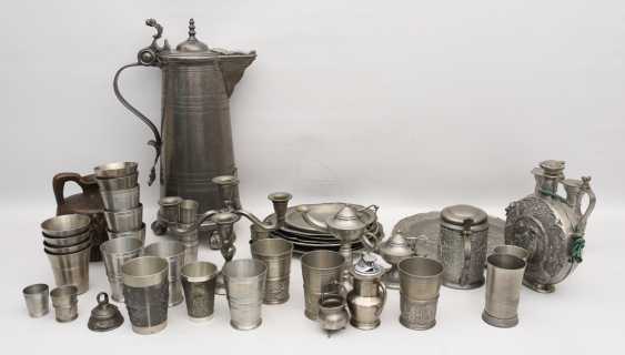 20 Münzen in antik Bronze